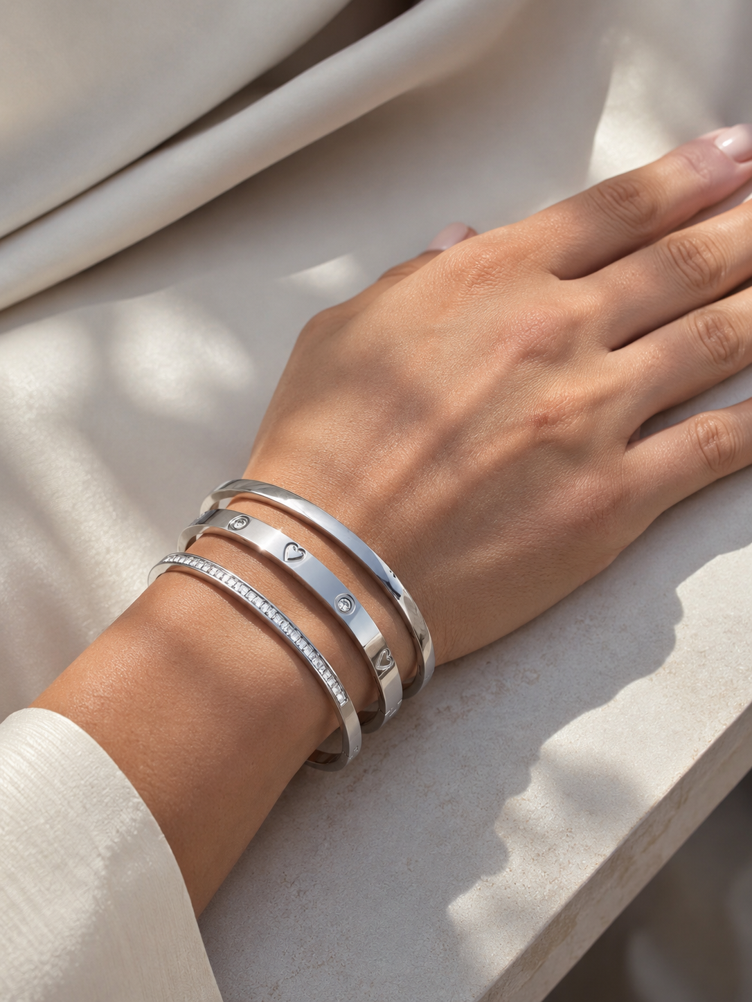 Lucky Heart Bangle Set